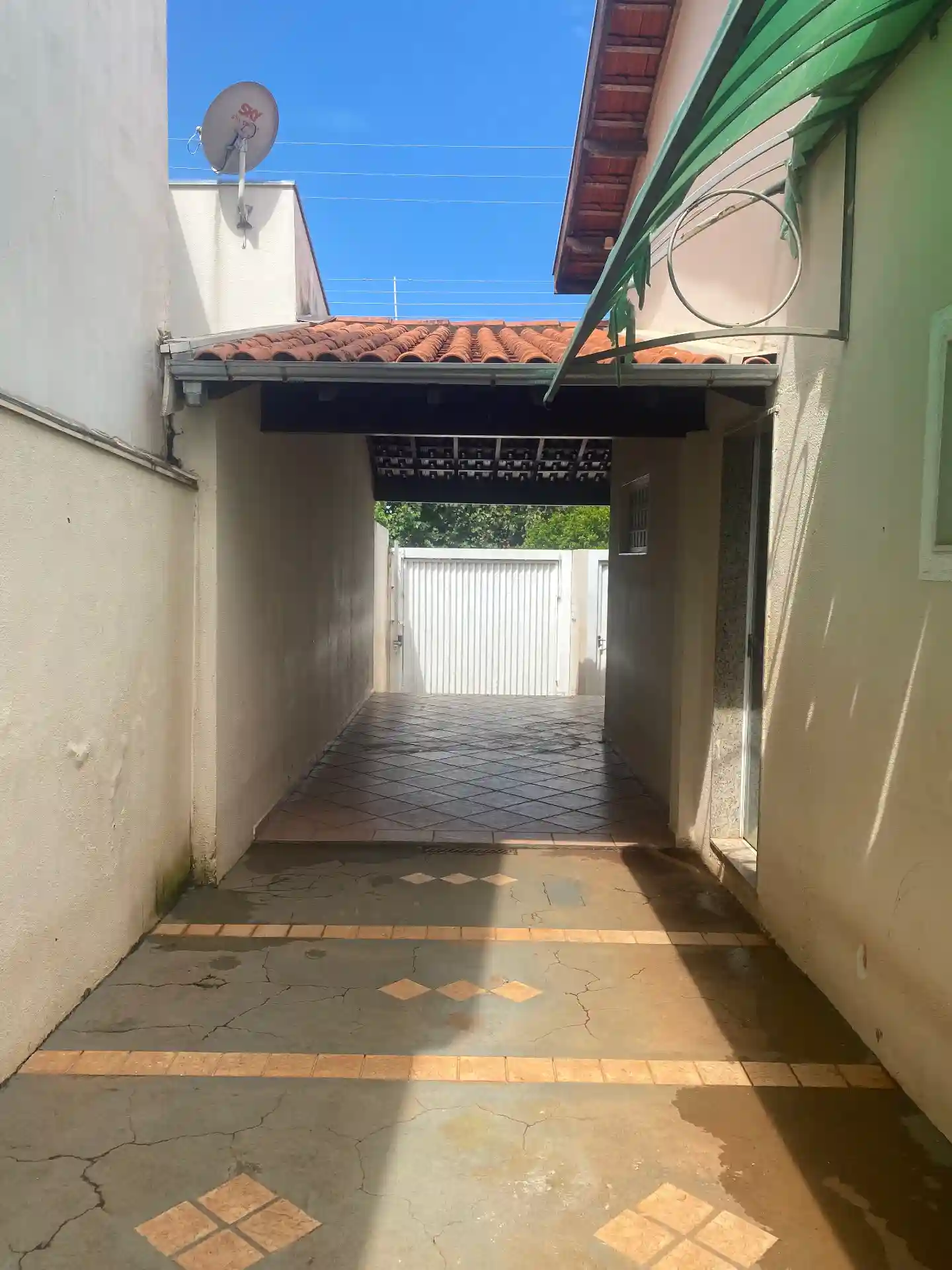 Casa com 4 quartos à venda, 280000m² — foto 3 de 11