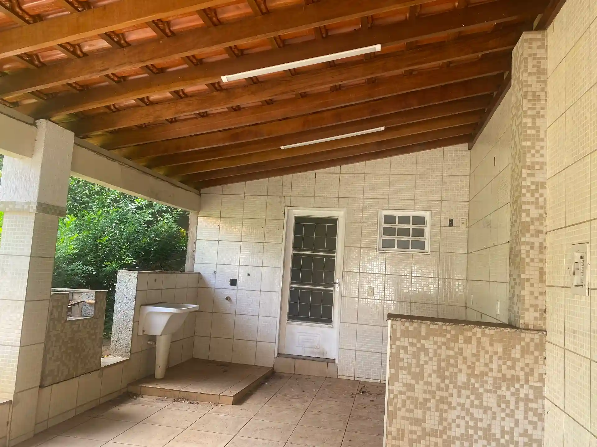 Casa com 4 quartos à venda, 280000m² — foto 1 de 11