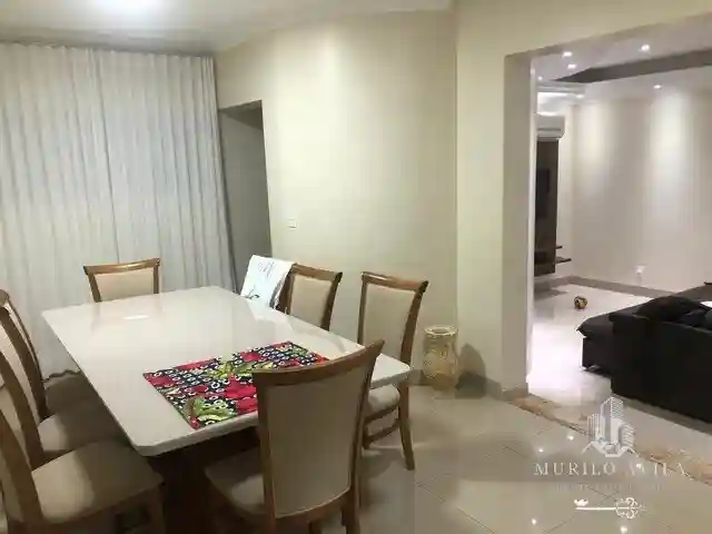 Casa com 3 quartos à venda, 300m² — foto 4 de 19