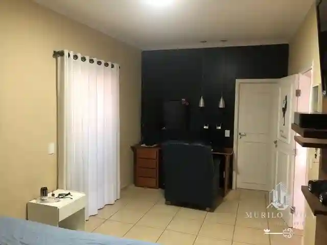 Casa com 3 quartos à venda, 300m² — foto 6 de 19