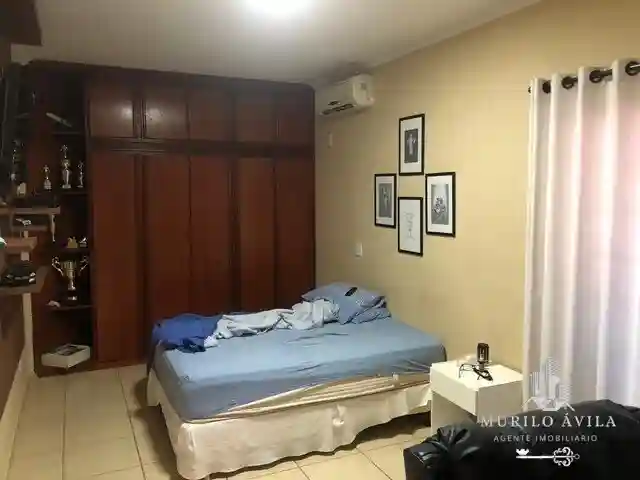 Casa com 3 quartos à venda, 300m² — foto 15 de 19
