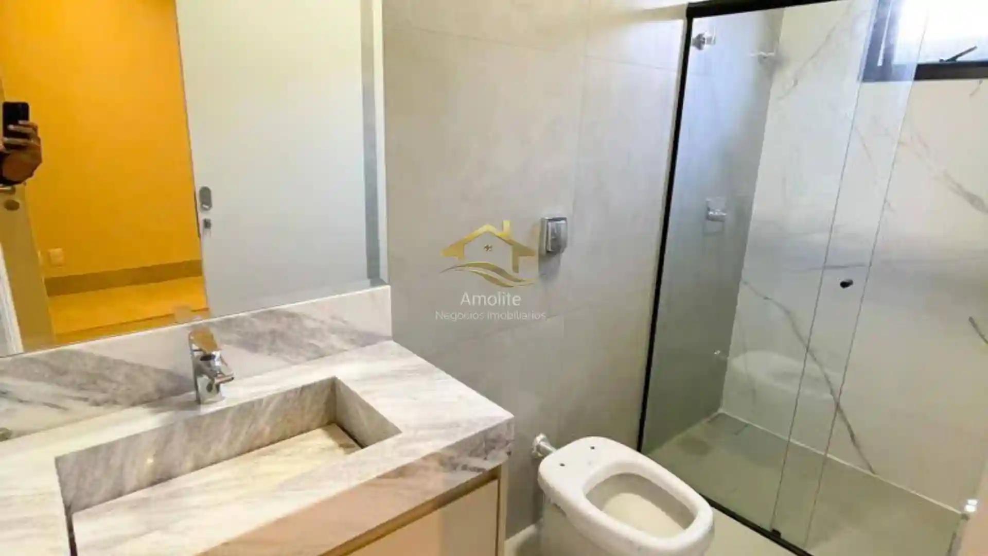 Casa de Condomínio com 3 quartos à venda, 250m² — foto 25 de 40