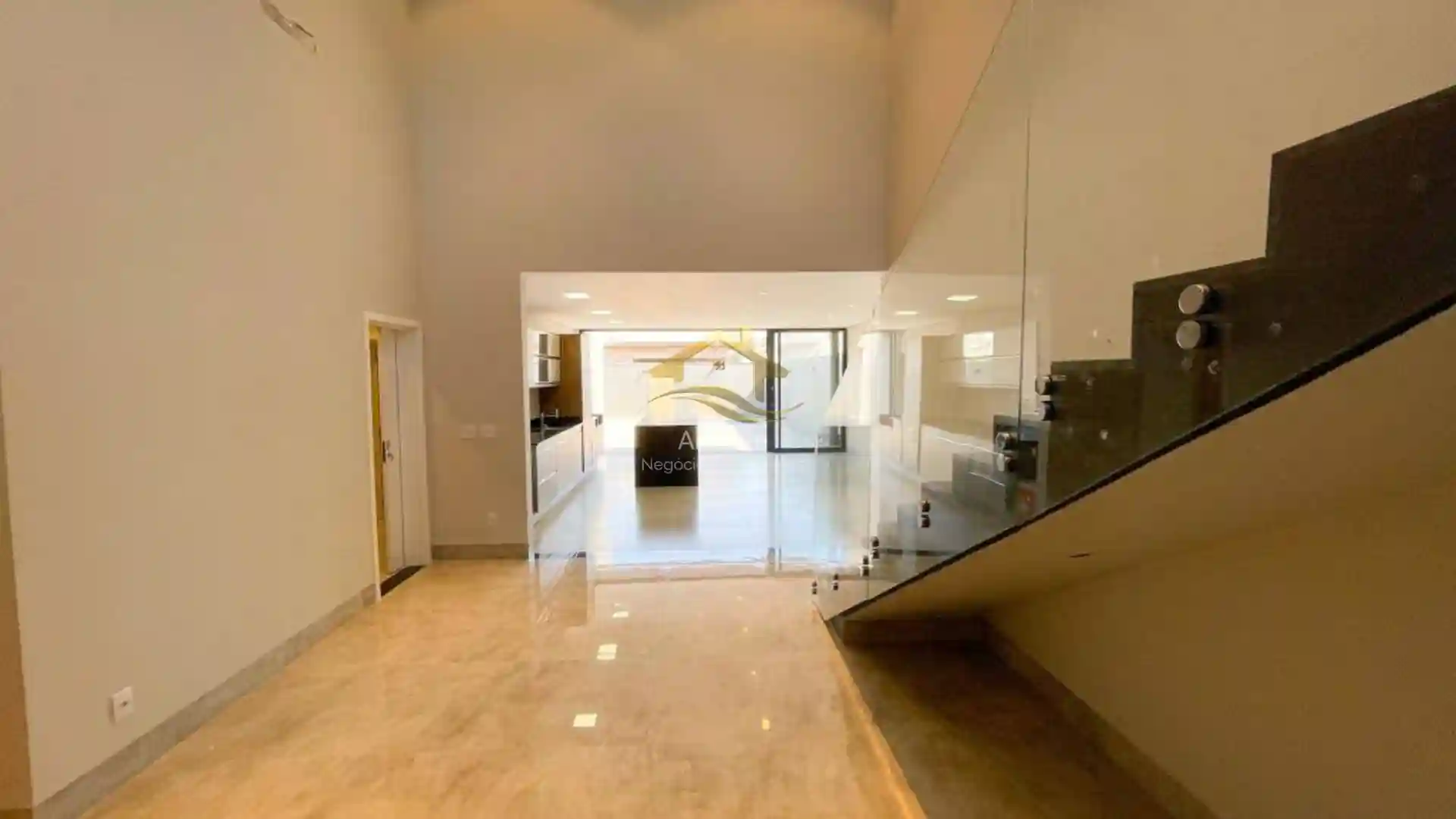 Casa de Condomínio com 3 quartos à venda, 250m² — foto 15 de 40