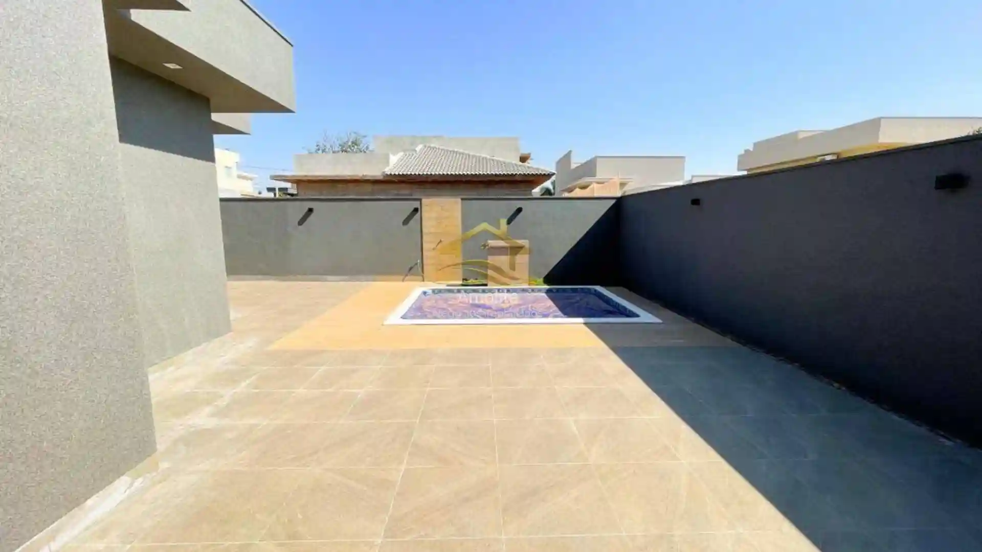 Casa de Condomínio com 3 quartos à venda, 250m² — foto 17 de 40