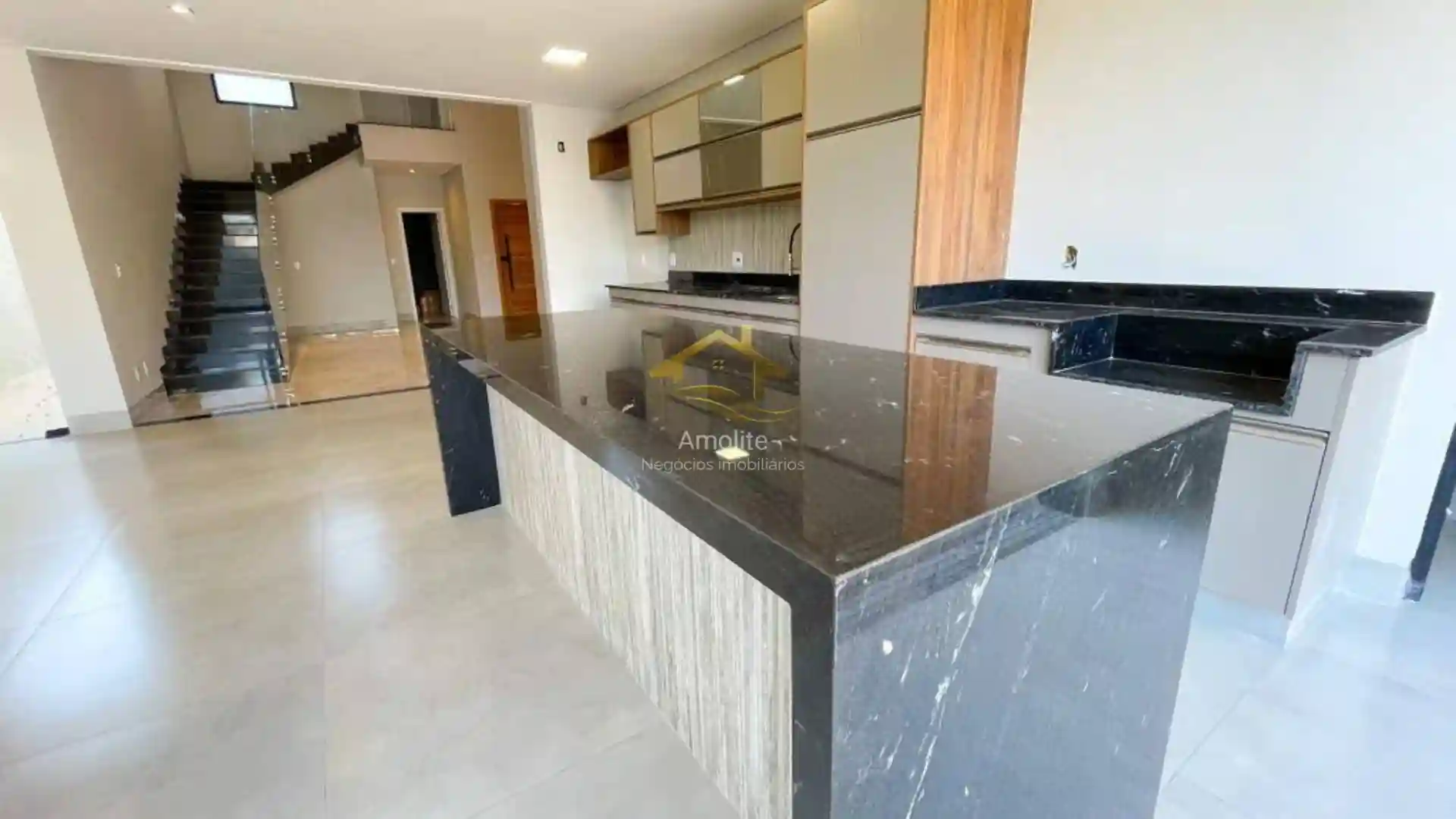 Casa de Condomínio com 3 quartos à venda, 250m² — foto 35 de 40