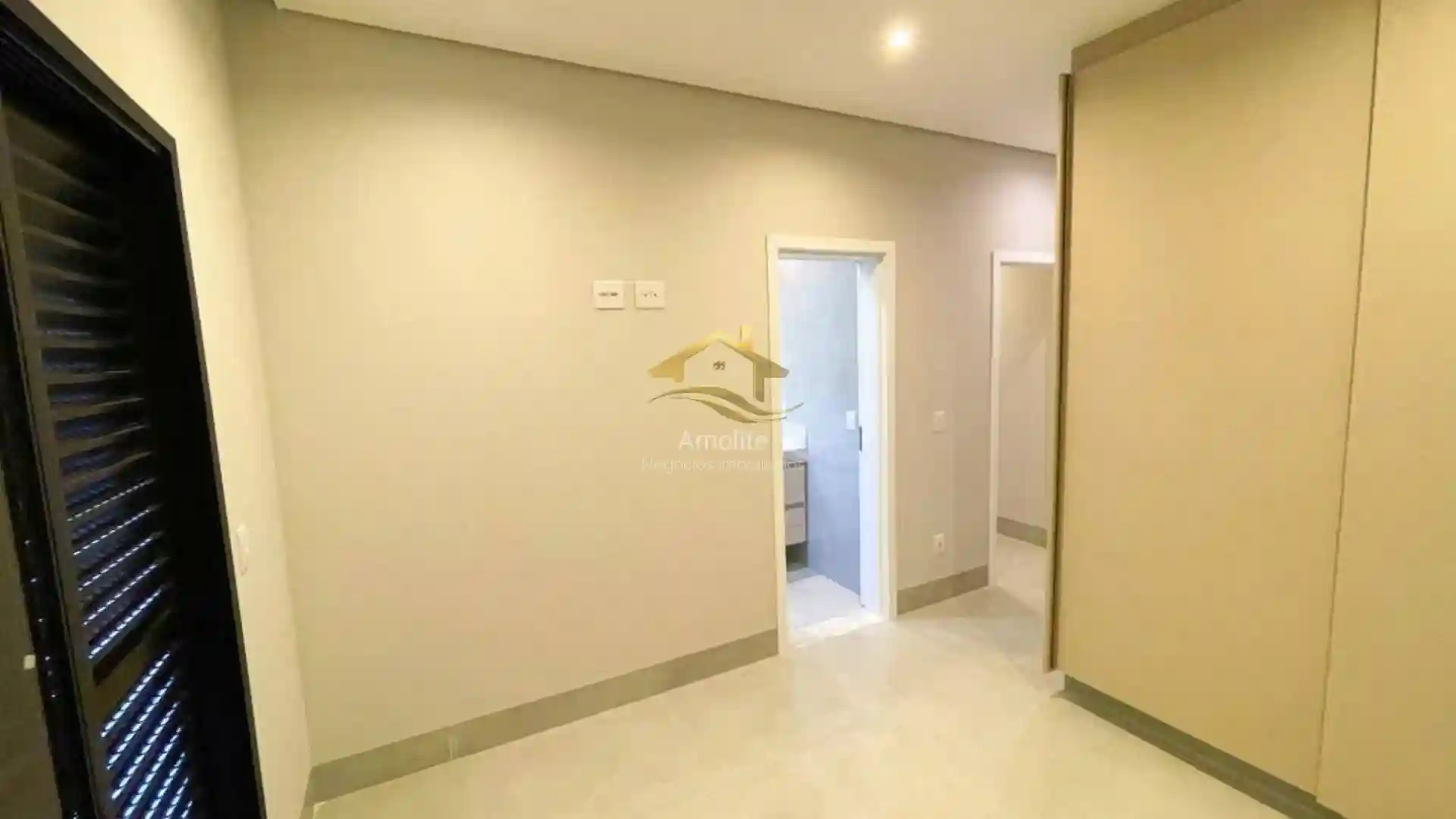 Casa de Condomínio com 3 quartos à venda, 250m² — foto 26 de 40