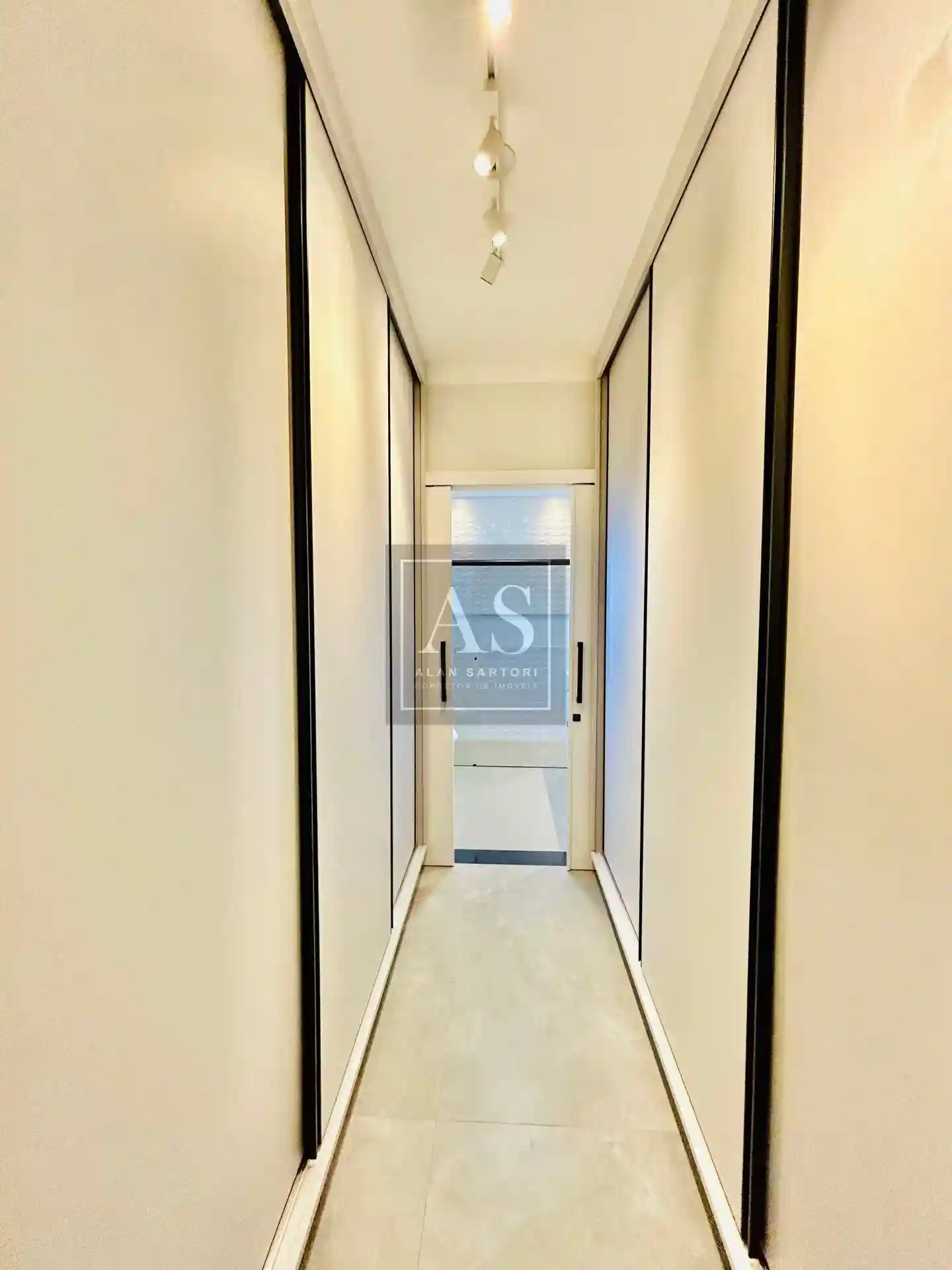 Casa de Condomínio com 4 quartos à venda, 304m² — foto 33 de 50