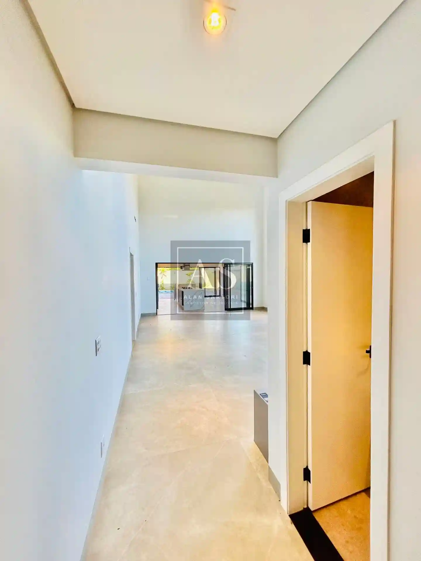 Casa de Condomínio com 4 quartos à venda, 304m² — foto 4 de 50
