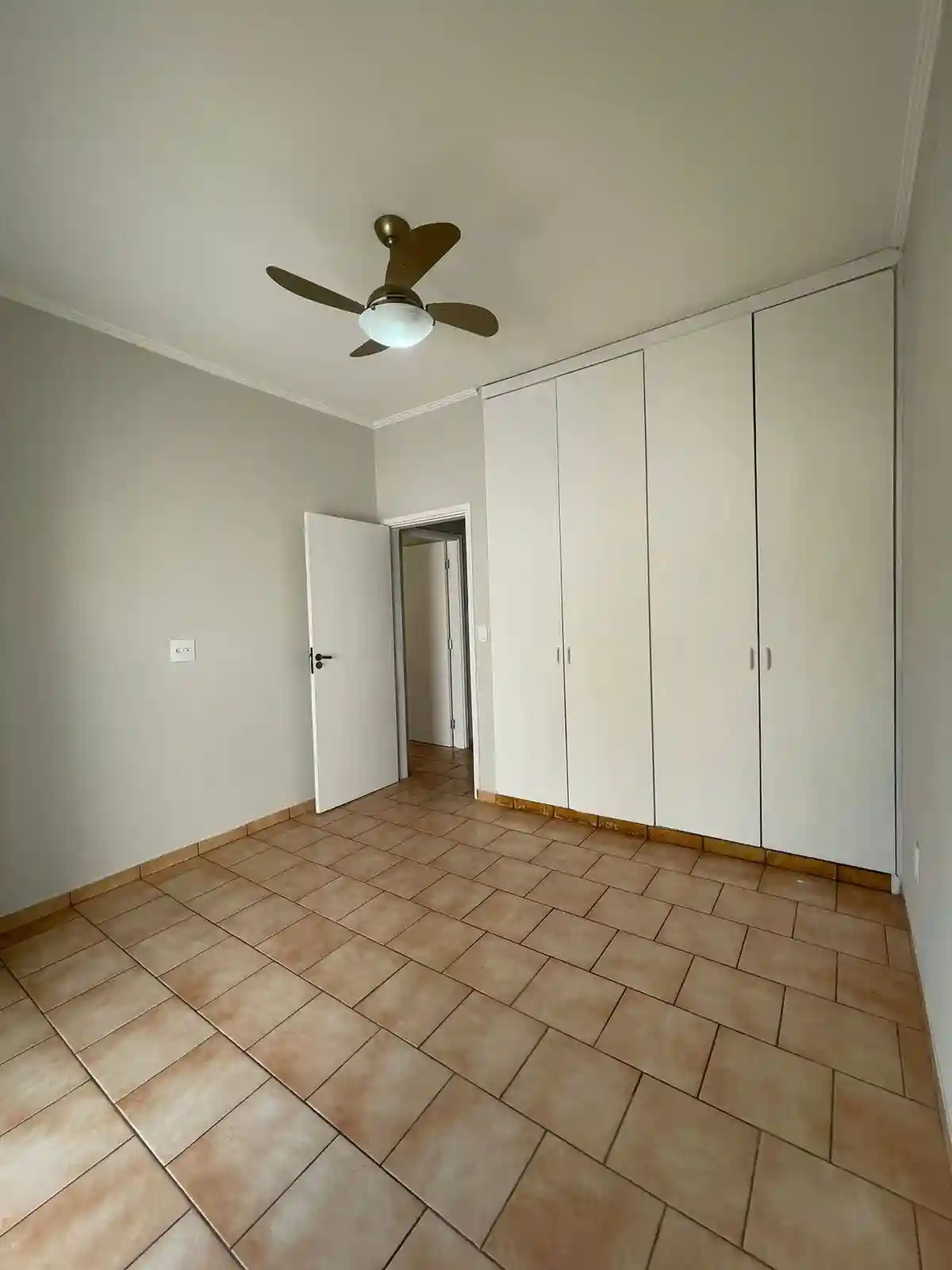 Casa com 3 quartos à venda, 450m² — foto 16 de 29
