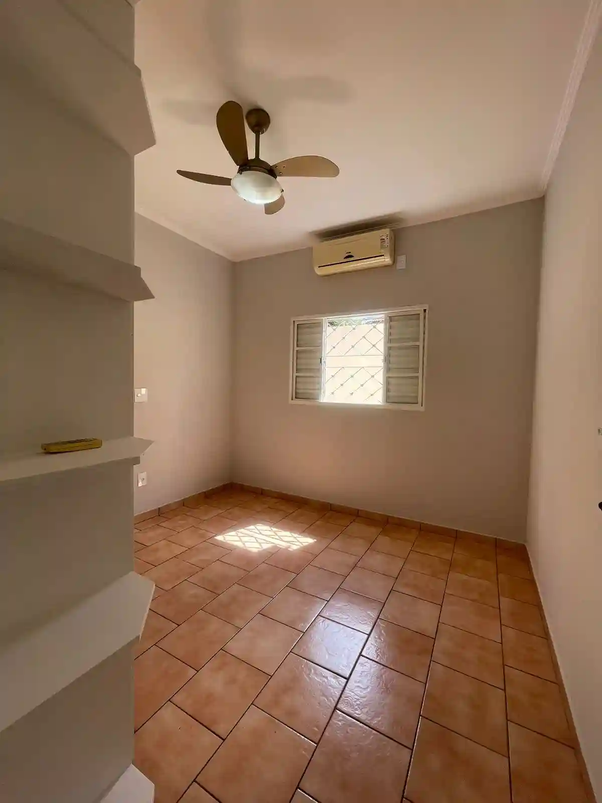 Casa com 3 quartos à venda, 450m² — foto 27 de 29
