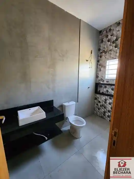 Casa com 3 quartos à venda, 80m² — foto 3 de 5