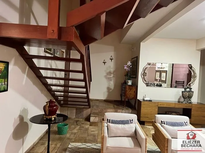 Fazenda / Sítio / Chácara à venda — foto 1 de 9