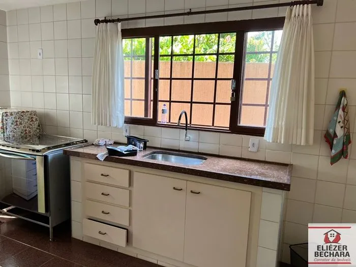 Fazenda / Sítio / Chácara à venda — foto 2 de 9
