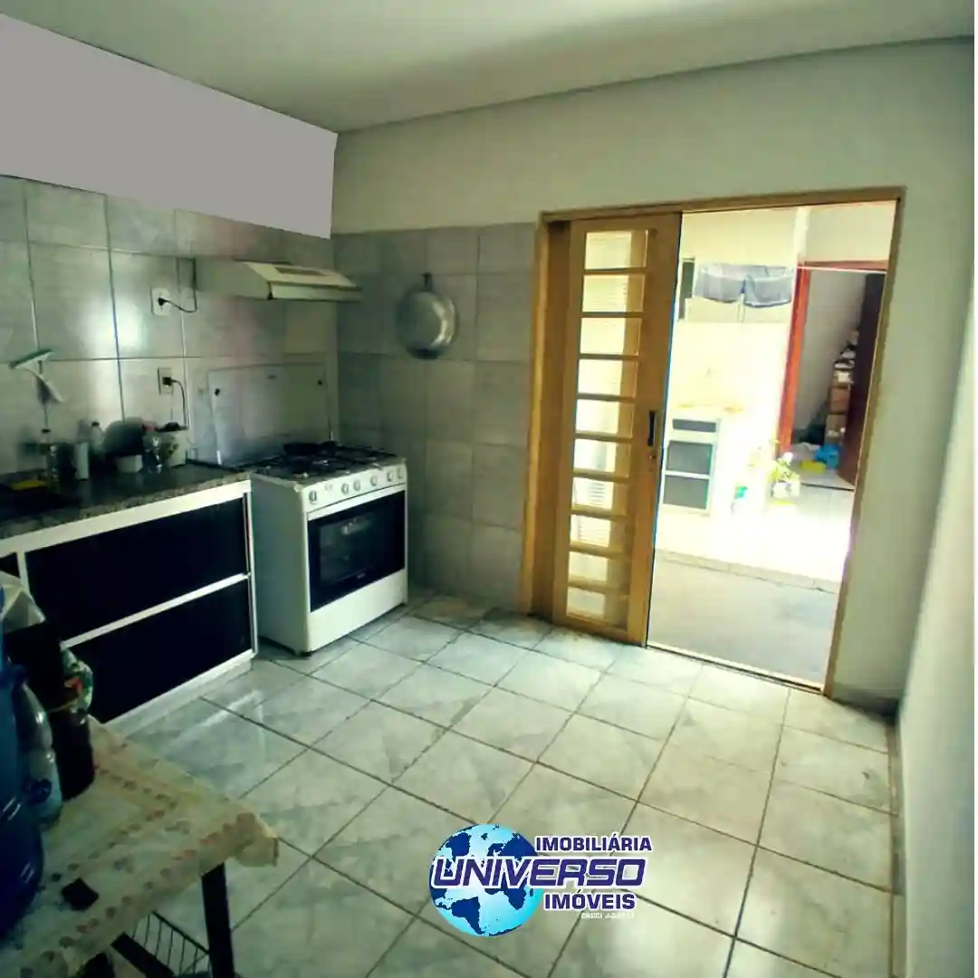Casa com 3 quartos à venda, 80m² — foto 9 de 9