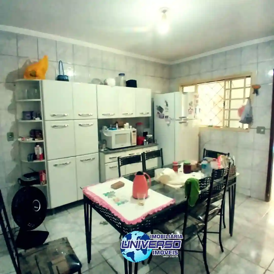 Casa com 3 quartos à venda, 80m² — foto 8 de 9
