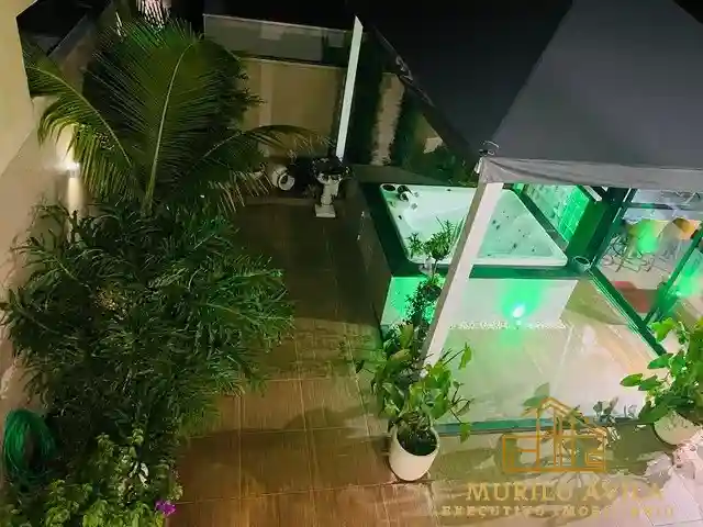 Casa de Condomínio com 3 quartos à venda, 230m² — foto 2 de 20