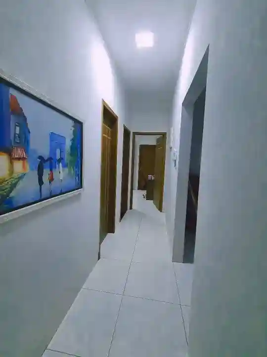 Casa com 3 quartos à venda, 220m² — foto 4 de 18