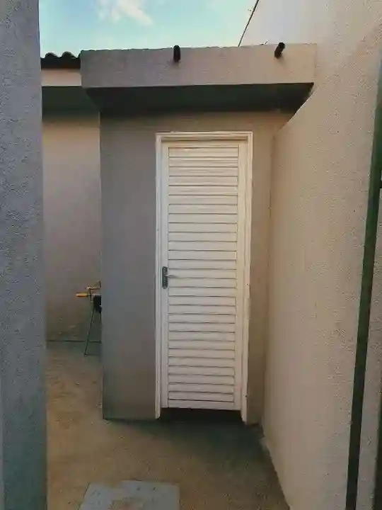 Casa com 3 quartos à venda, 220m² — foto 9 de 18