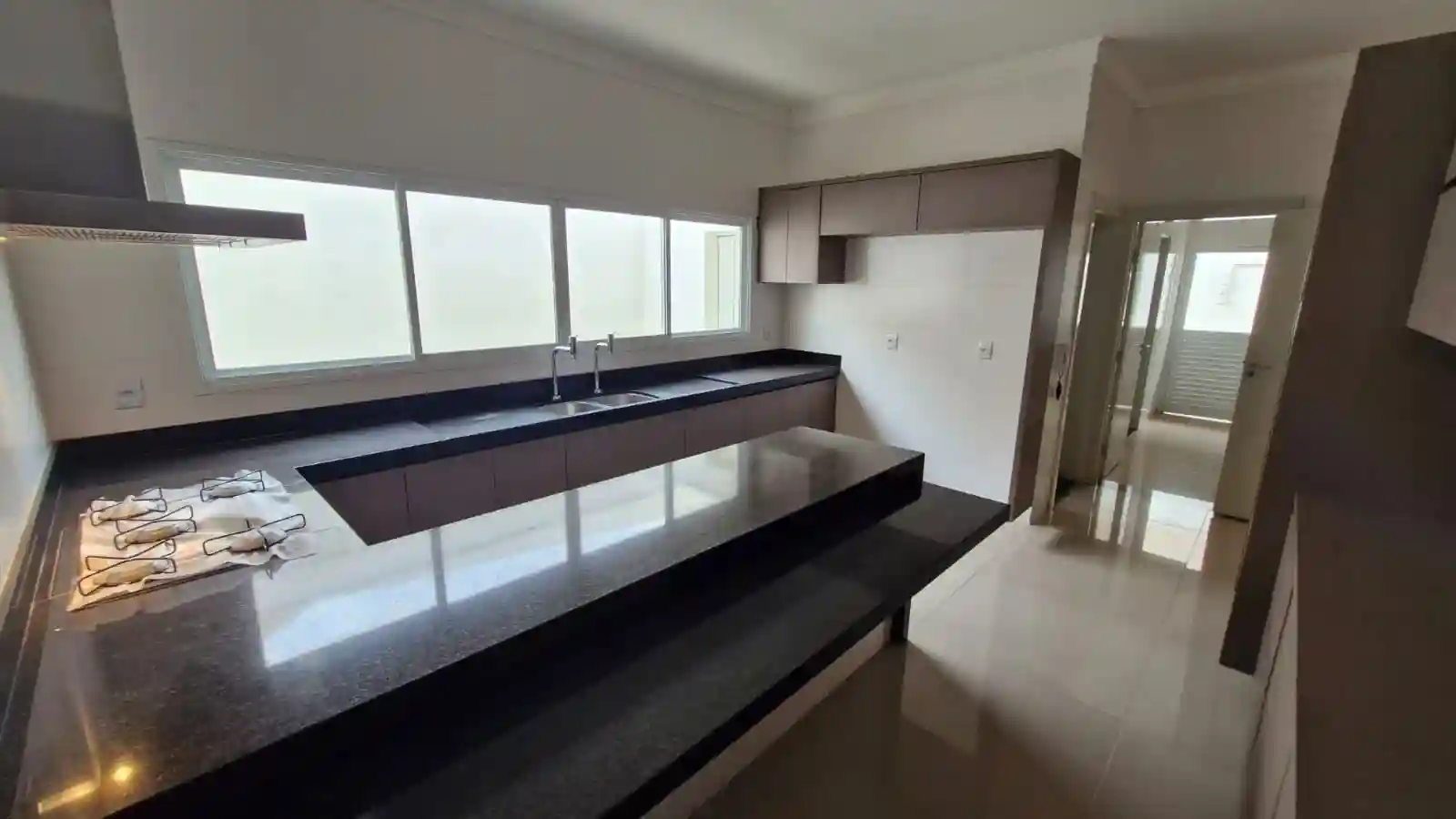 Casa de Condomínio com 4 quartos à venda, 520m² — foto 16 de 29