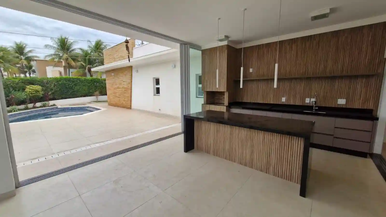 Casa de Condomínio com 4 quartos à venda, 520m² — foto 2 de 29