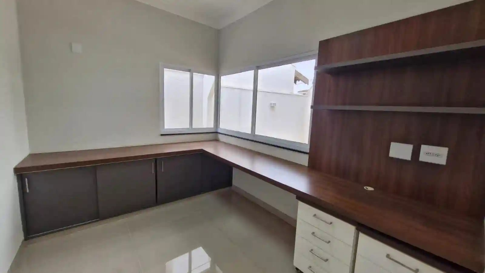 Casa de Condomínio com 4 quartos à venda, 520m² — foto 11 de 29