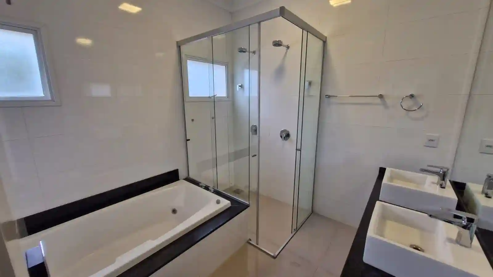Casa de Condomínio com 4 quartos à venda, 520m² — foto 28 de 29