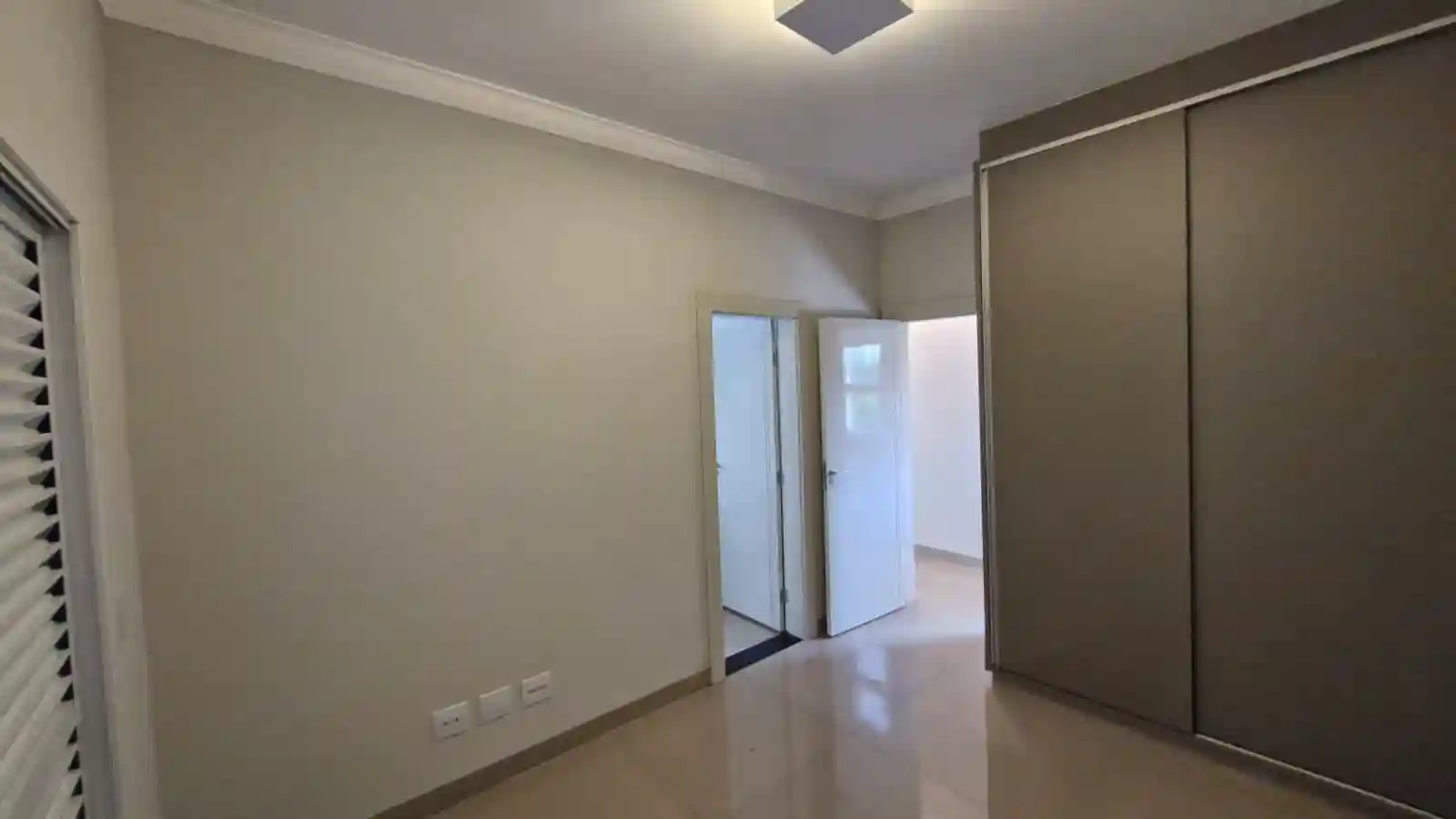 Casa de Condomínio com 4 quartos à venda, 520m² — foto 23 de 29