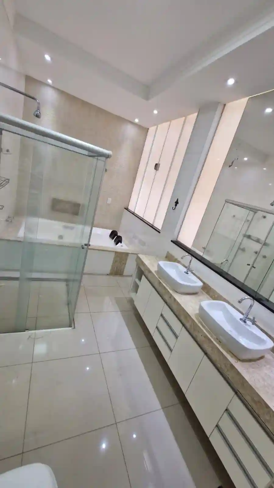 Casa de Condomínio com 3 quartos à venda, 400m² — foto 19 de 24