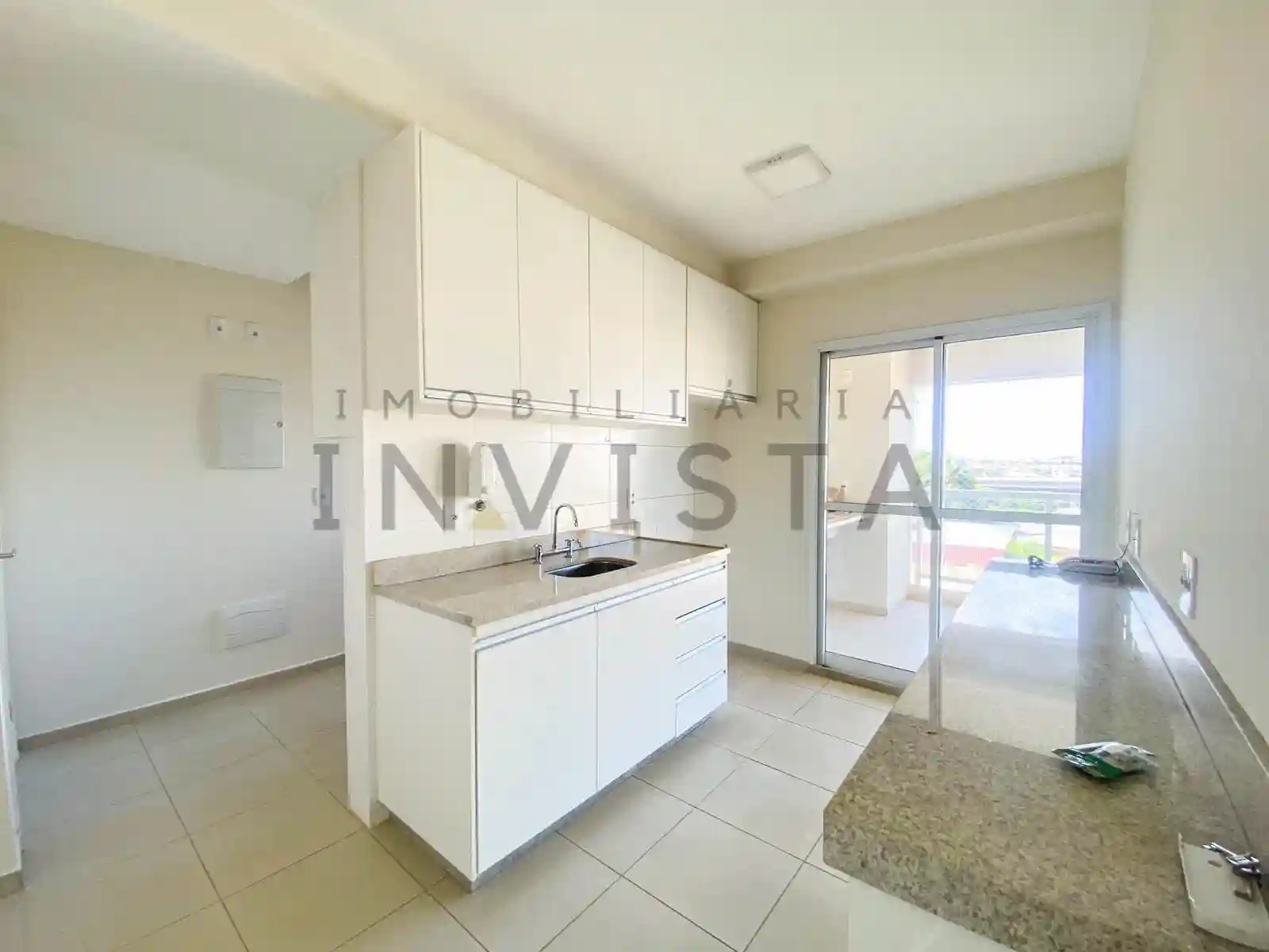 Apartamento com 3 quartos para aluguel, 115m² — foto 3 de 15