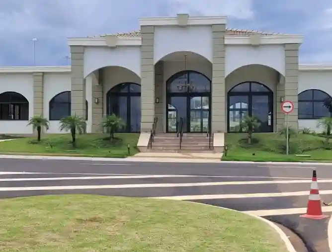 Terreno / Lote / Condomínio  à venda, 253m² — foto 3 de 8