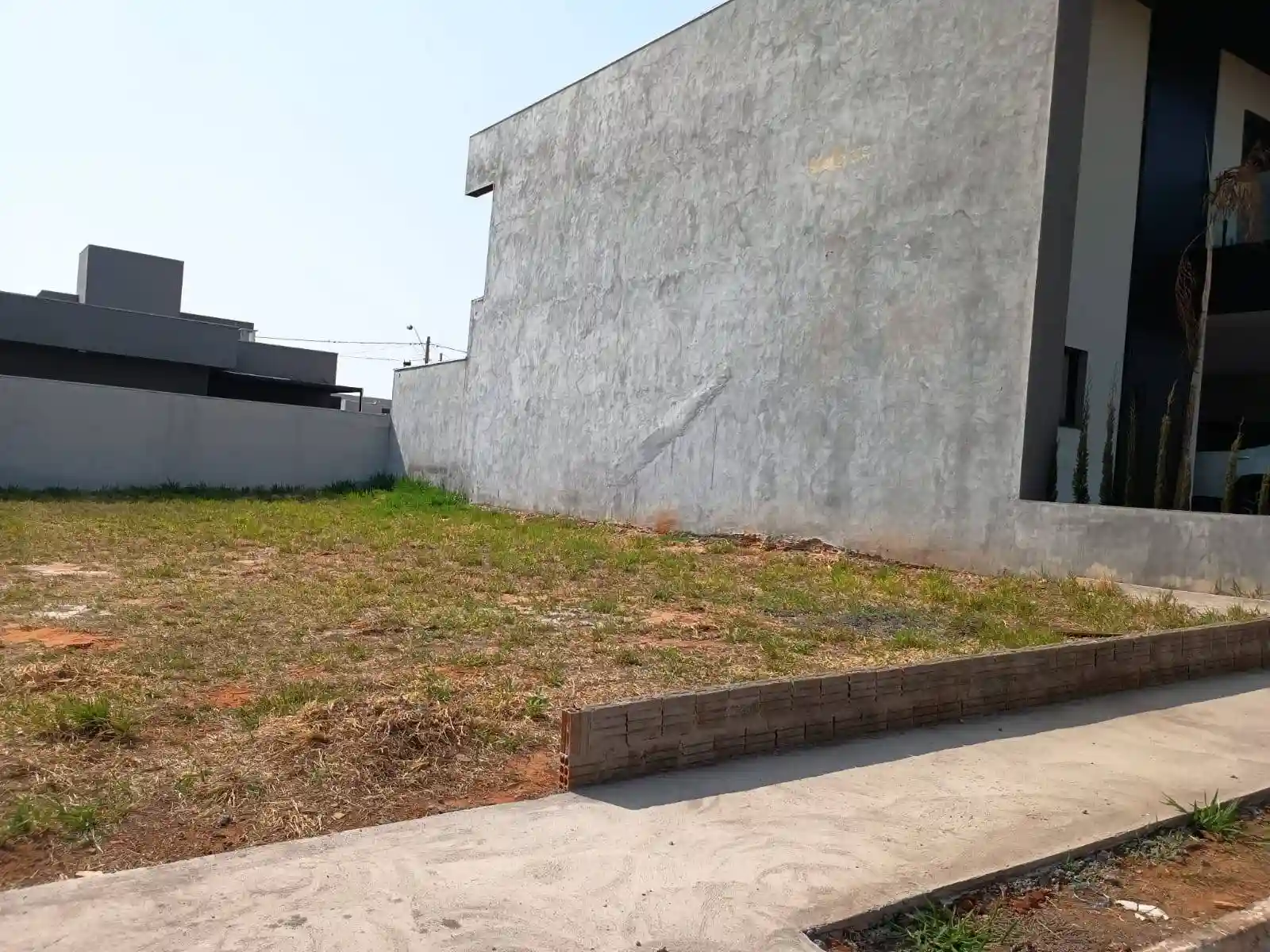 Terreno / Lote / Condomínio  à venda, 253m² — foto 8 de 8