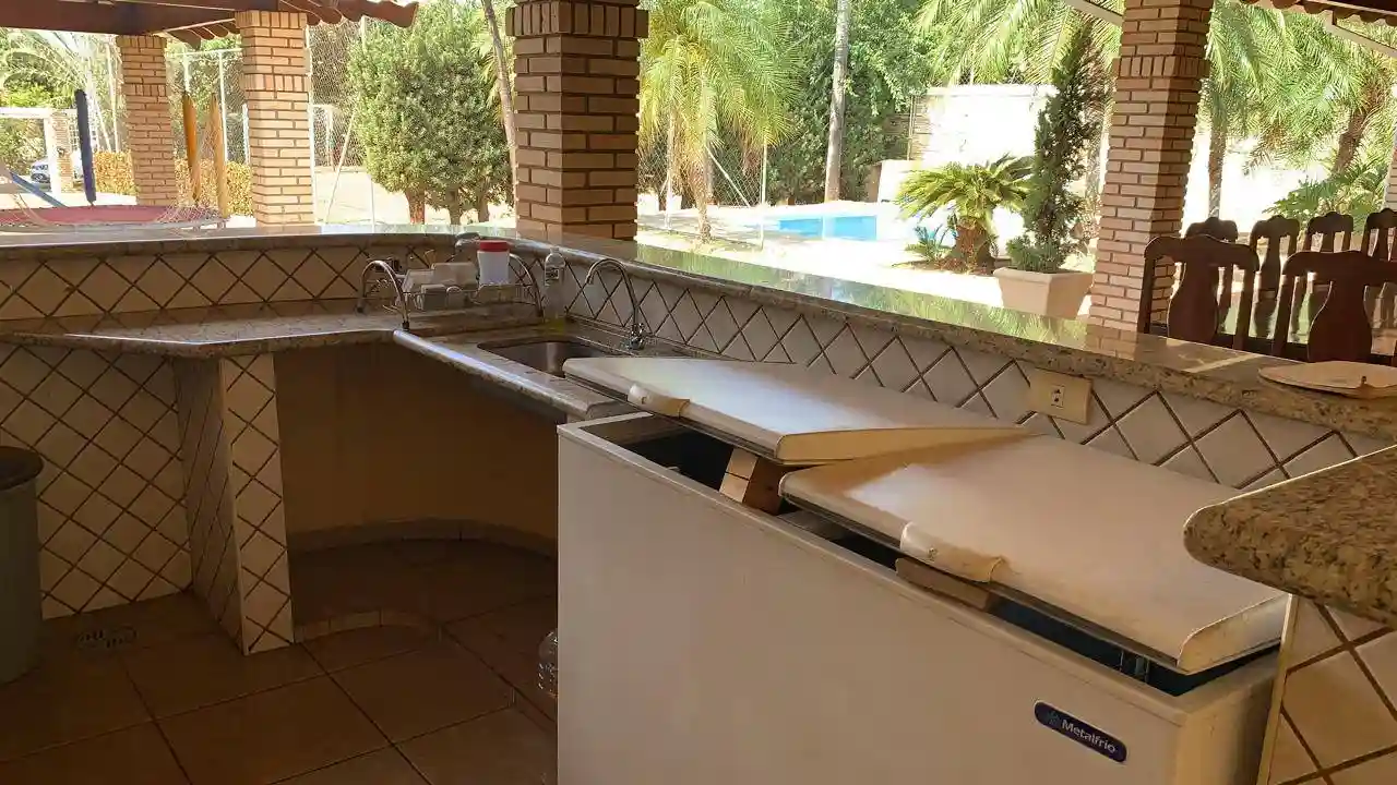 Fazenda / Sítio / Chácara com 3 quartos à venda, 1000m² — foto 11 de 17