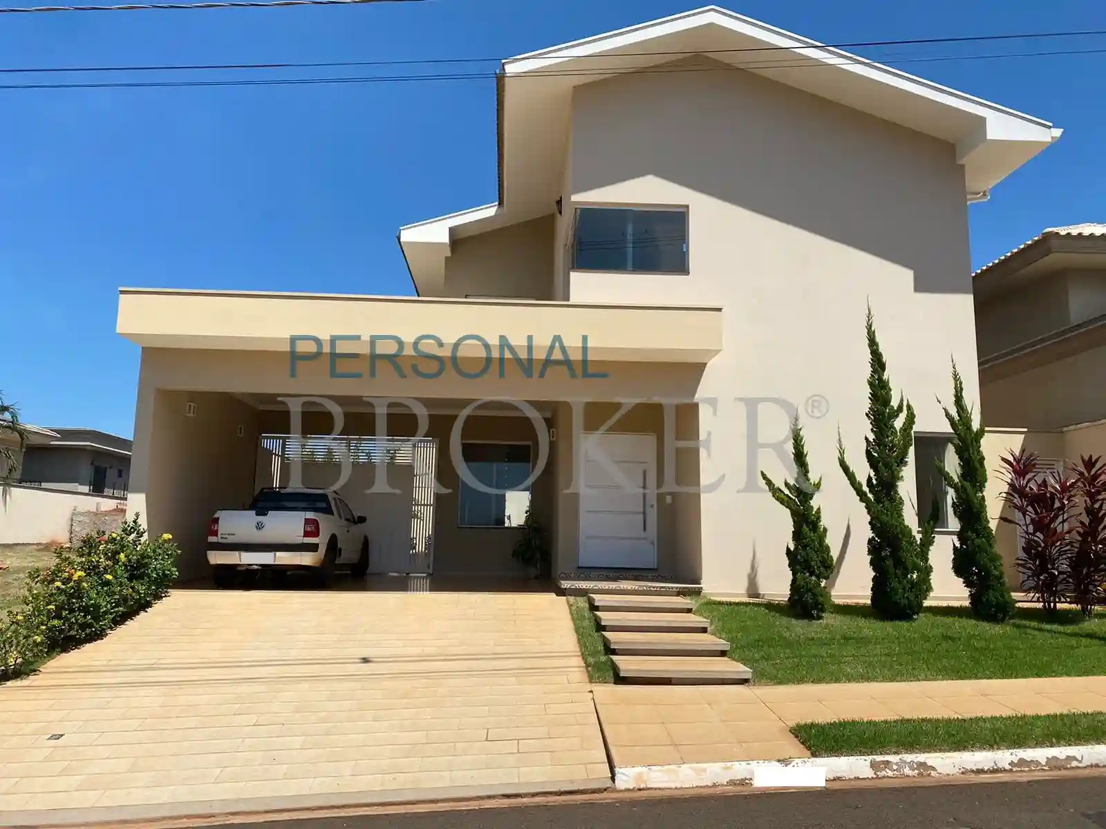 Casa de Condomínio com 3 quartos à venda, 300m² — foto 1 de 1