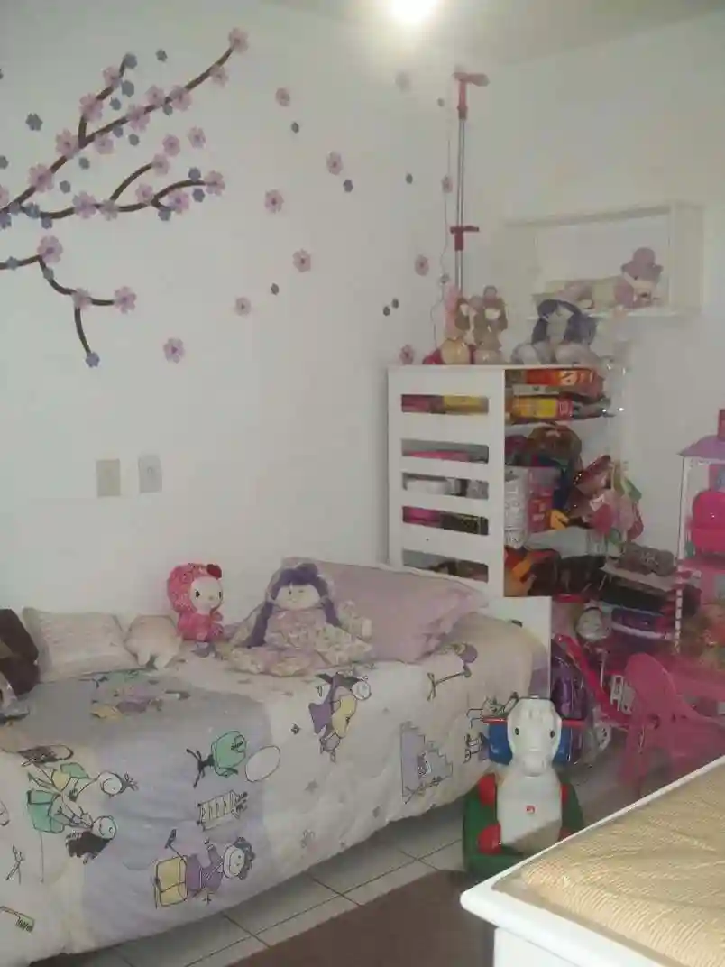 Apartamento com 2 quartos à venda, 80m² — foto 2 de 10