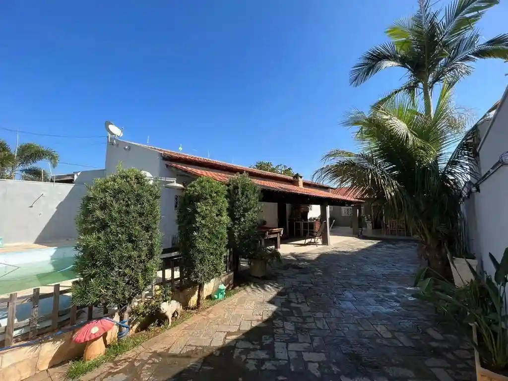 Casa com 3 quartos à venda, 341m² — foto 10 de 10
