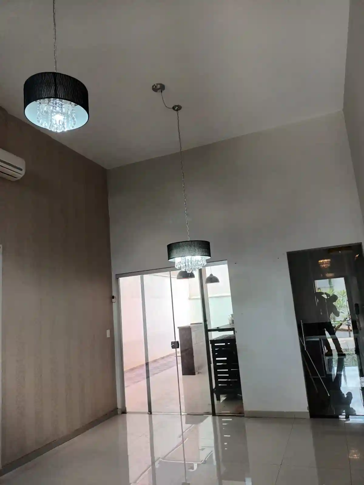 Casa de Condomínio com 3 quartos à venda, 253m² — foto 4 de 23