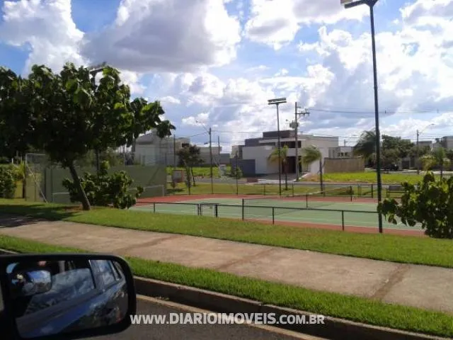 Terreno / Lote / Condomínio à venda — foto 1 de 5