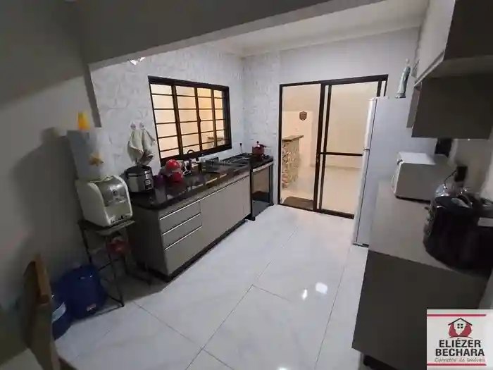 Casa com 3 quartos à venda, 120m² — foto 18 de 39