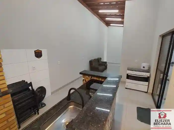 Casa com 3 quartos à venda, 120m² — foto 9 de 39