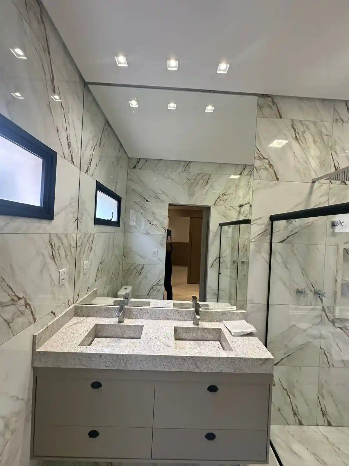 Casa de Condomínio com 3 quartos à venda, 253m² — foto 19 de 29