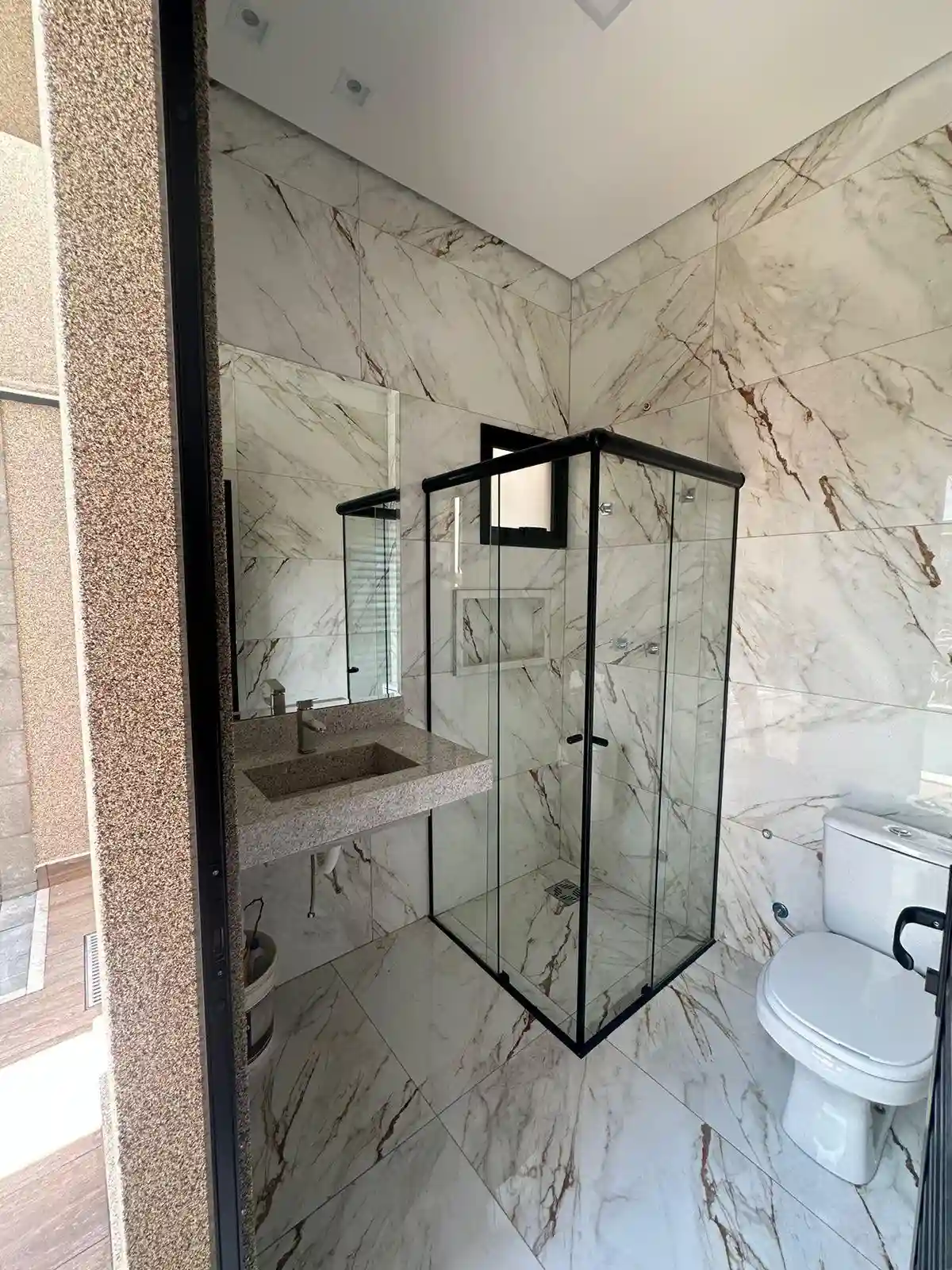 Casa de Condomínio com 3 quartos à venda, 253m² — foto 15 de 29