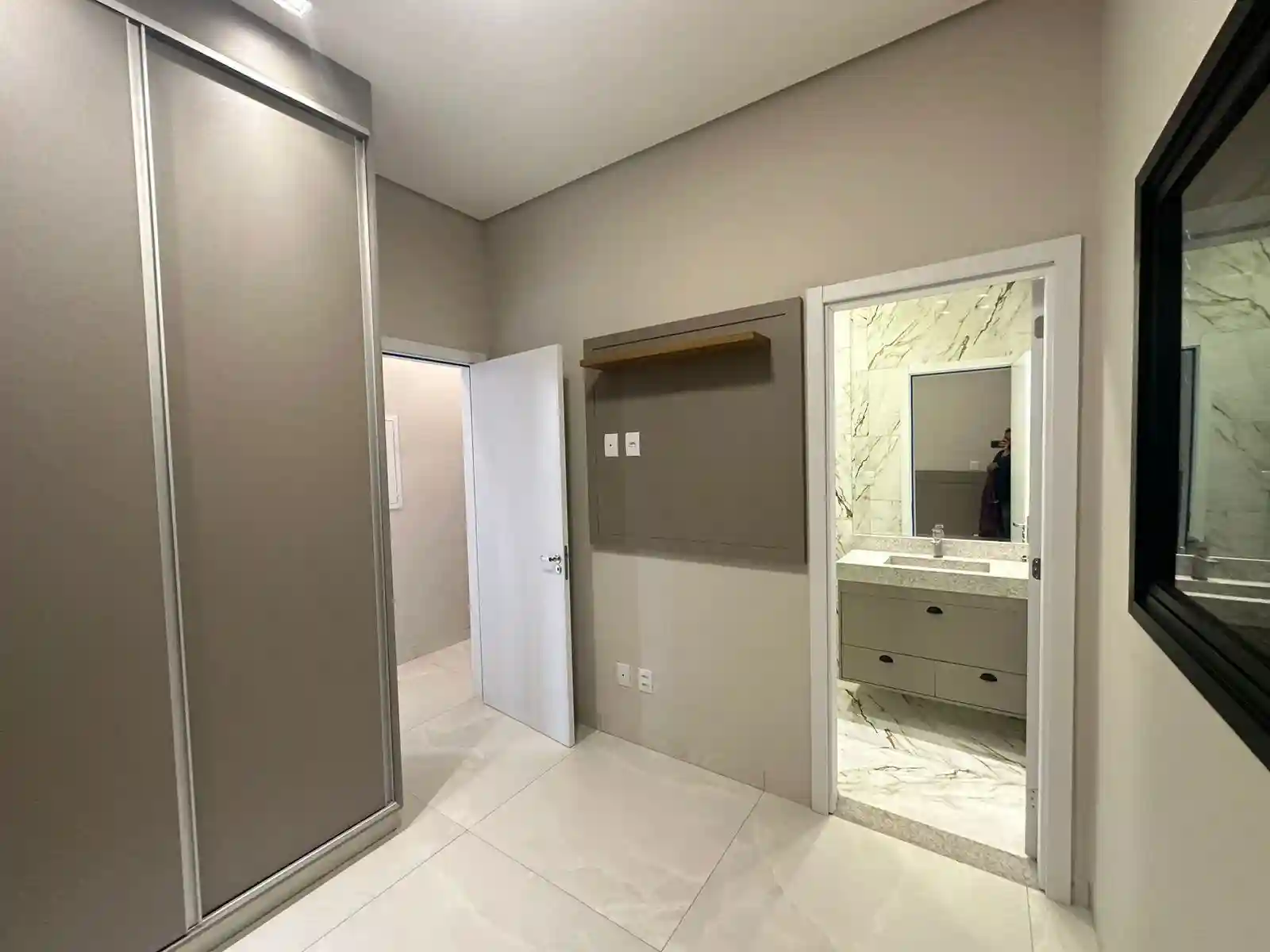 Casa de Condomínio com 3 quartos à venda, 253m² — foto 25 de 29