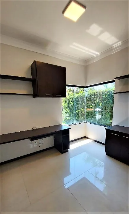 Casa de Condomínio à venda — foto 4 de 10