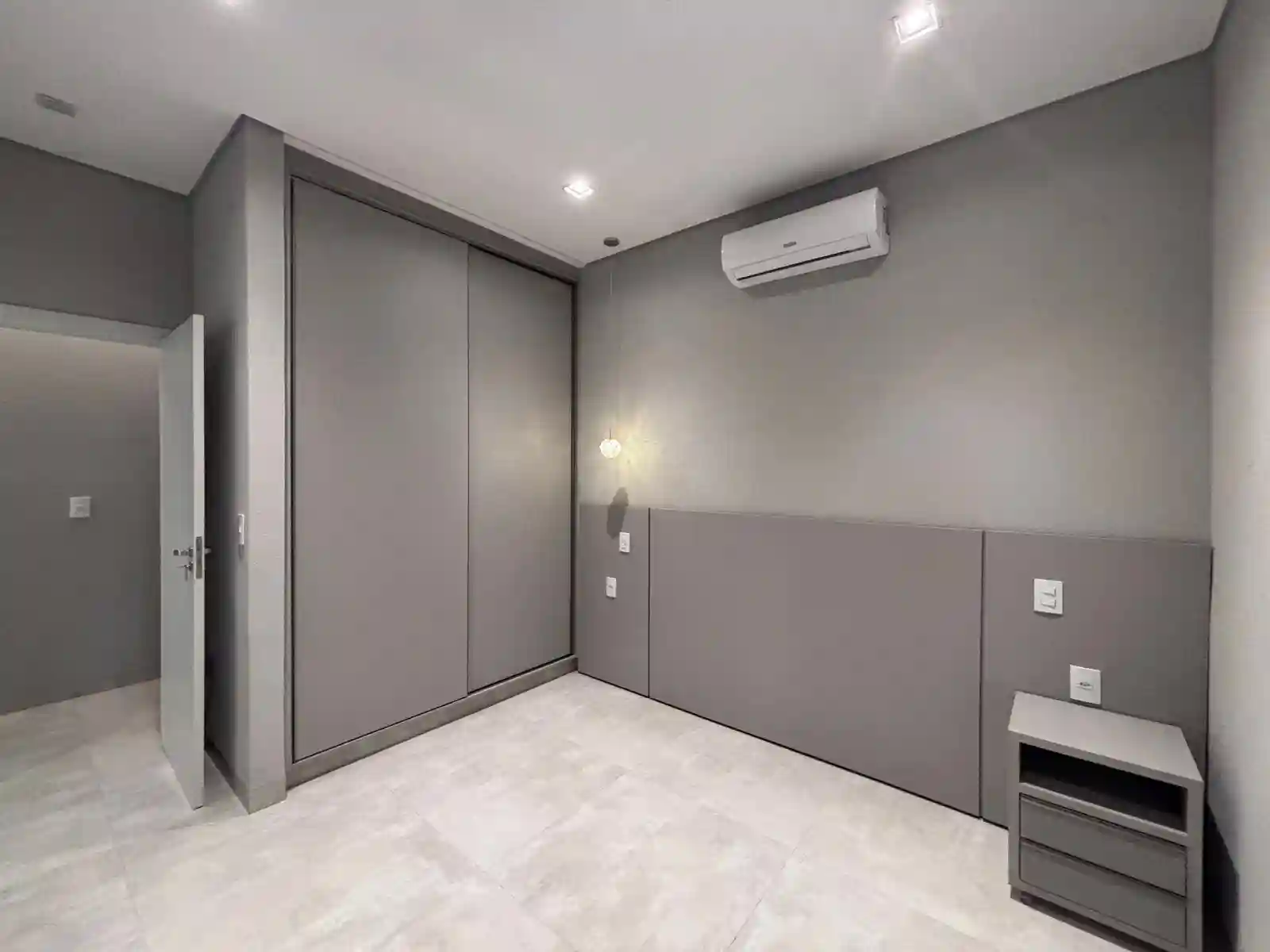 Casa de Condomínio com 3 quartos à venda, 306m² — foto 17 de 42