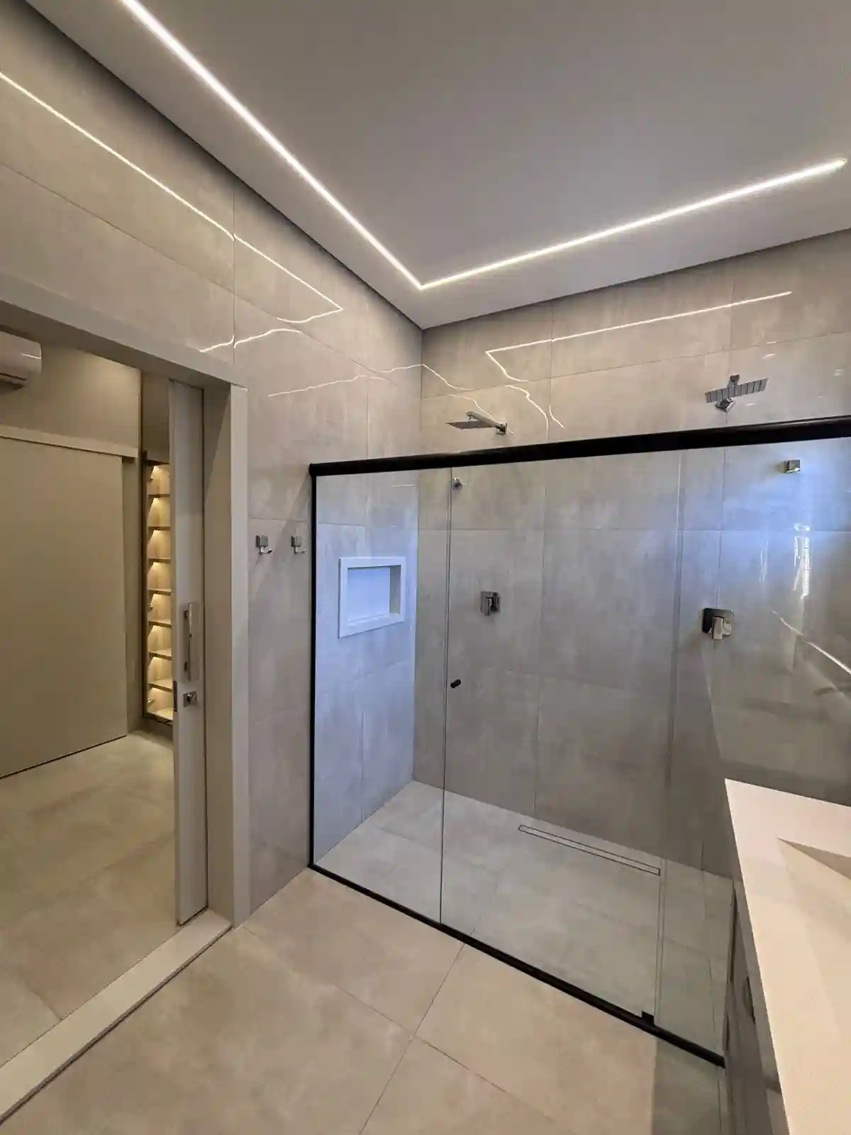 Casa de Condomínio com 3 quartos à venda, 306m² — foto 19 de 42