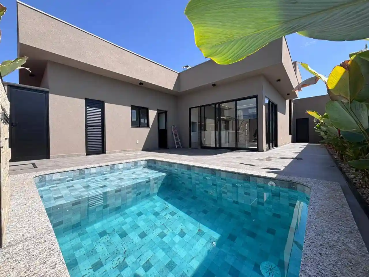 Casa de Condomínio com 3 quartos à venda, 306m² — foto 9 de 42