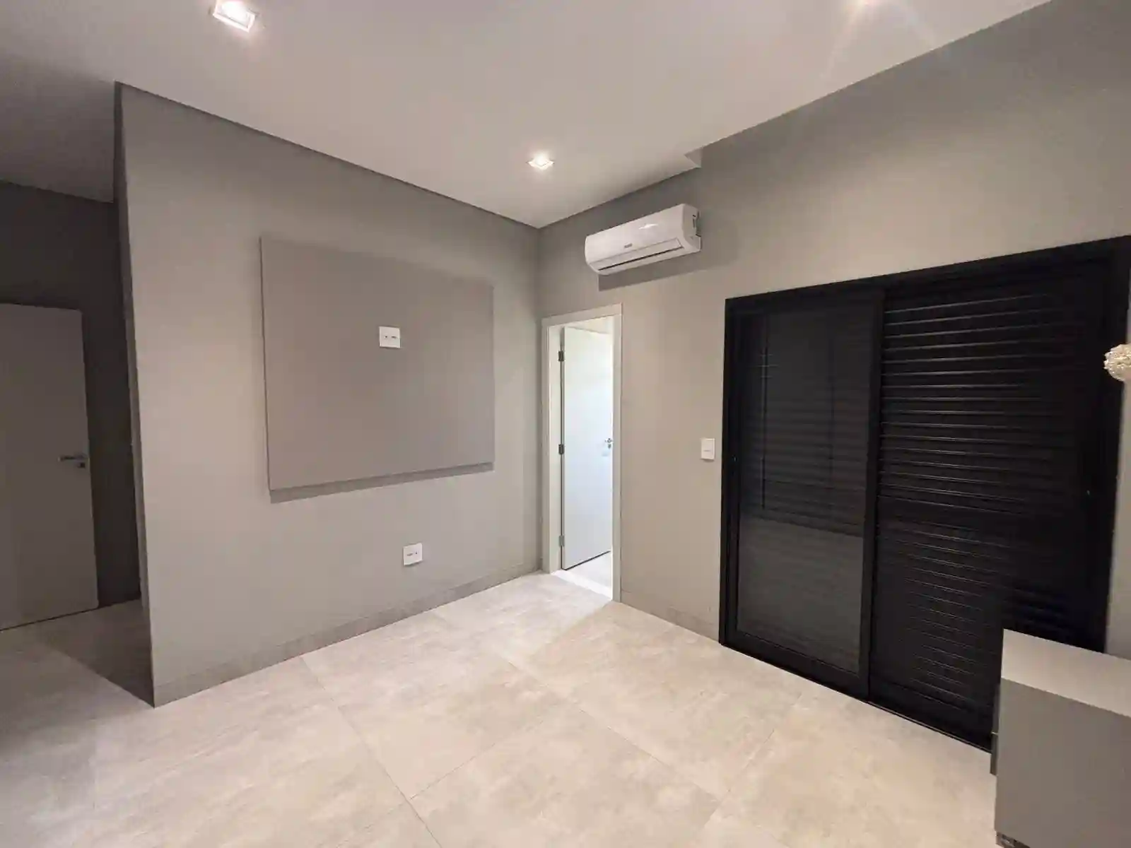 Casa de Condomínio com 3 quartos à venda, 306m² — foto 10 de 42