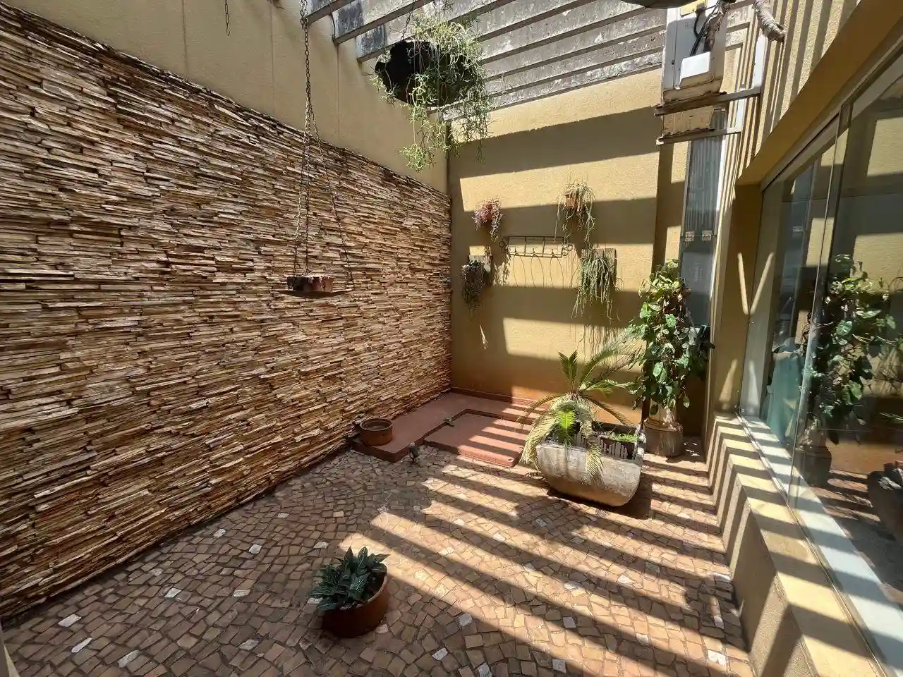 Casa Comercial com 4 quartos à venda, 200m² — foto 14 de 24