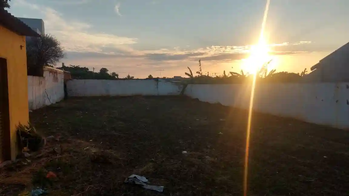 Terreno / Lote / Condomínio à venda — foto 1 de 10