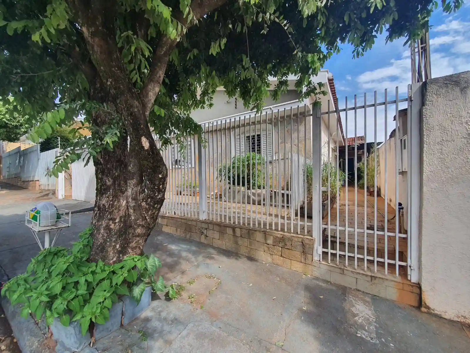 Casa com 3 quartos à venda, 207m² — foto 3 de 19